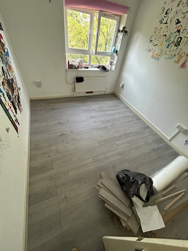 http://aw.webizdesigns.com/sandssurrey/wp-content/uploads/2026/06/flooring-11.webp