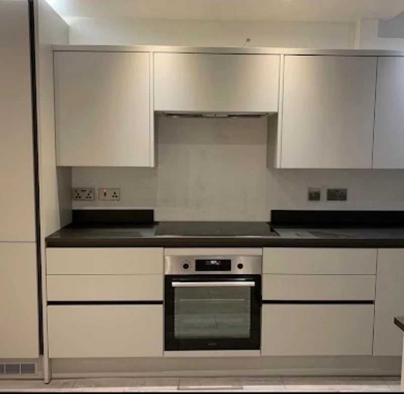 http://aw.webizdesigns.com/sandssurrey/wp-content/uploads/2026/06/kitchen-5.webp